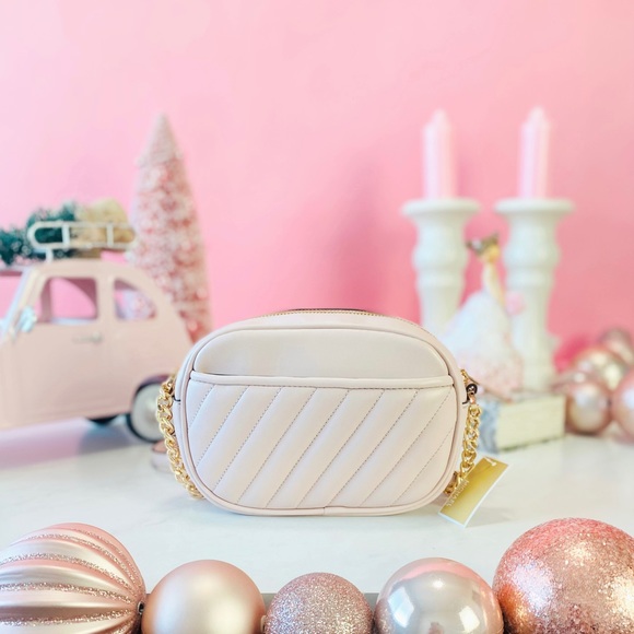 Final Sale!!!  👜 MICHAEL KORS 🌺 Rose Small Quilted Crossbody Bag - Picture 2 of 13